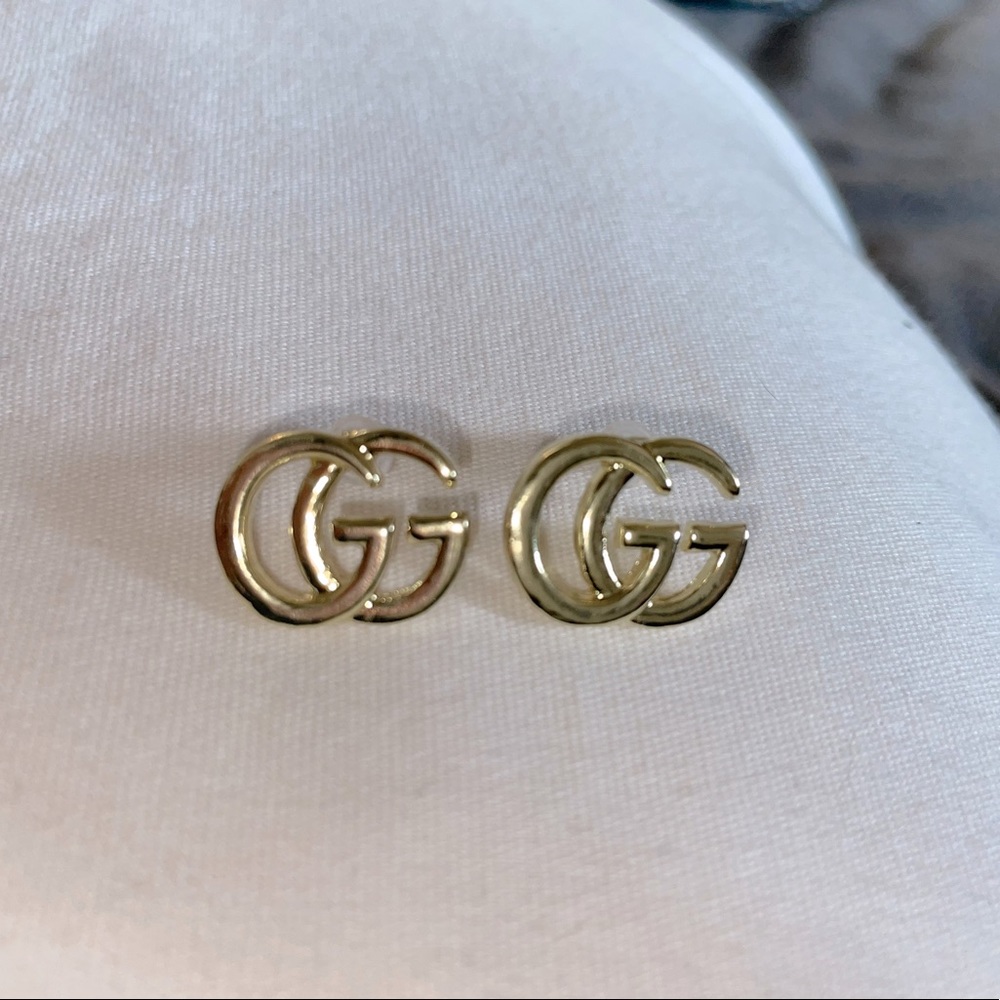 GG studs!!